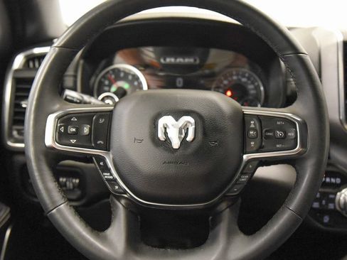 Used 2025 RAM 1500 Laramie AWD/4WD image 16