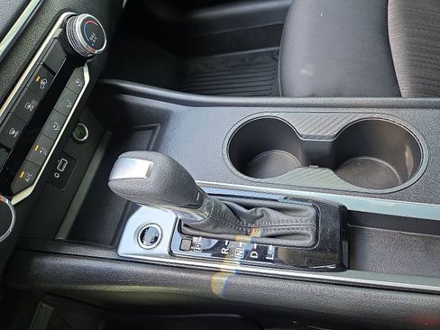 Used 2024 Nissan Altima 2.5 S image 25