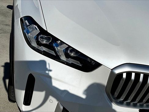 Used 2024 BMW X5 xDrive40i image 30