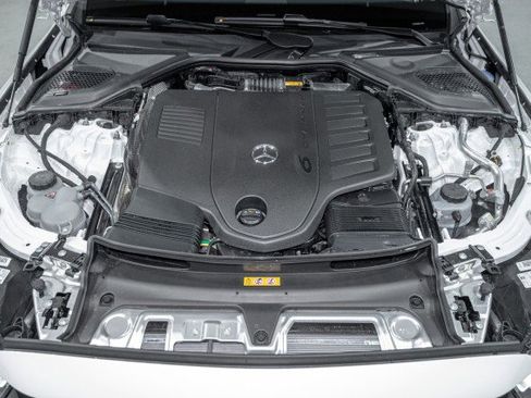 Certified 2025 Mercedes-Benz E 450 4MATIC Sedan image 19