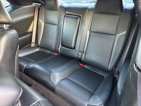 Used 2016 Dodge Challenger SXT Plus RWD image 18
