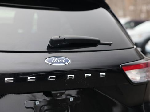 Certified 2022 Ford Escape SEL image 30