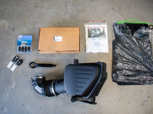 Used 2022 Chevrolet Camaro ZL1 RWD image 47
