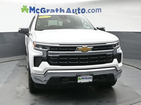 Used 2025 Chevrolet Silverado 1500 LT w/ Leather Package AWD/4WD image 5
