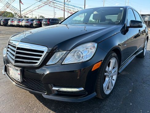 Used 2012 Mercedes-Benz E 350 4MATIC Sedan image 3