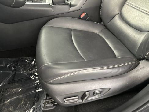 Used 2021 Toyota RAV4 XLE Premium FWD image 12