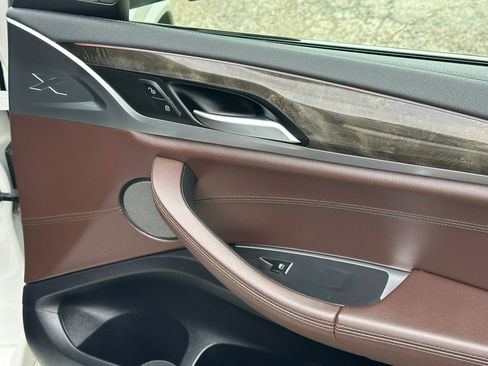 Used 2019 BMW X4 M40i w/ Executive Package AWD/4WD image 21