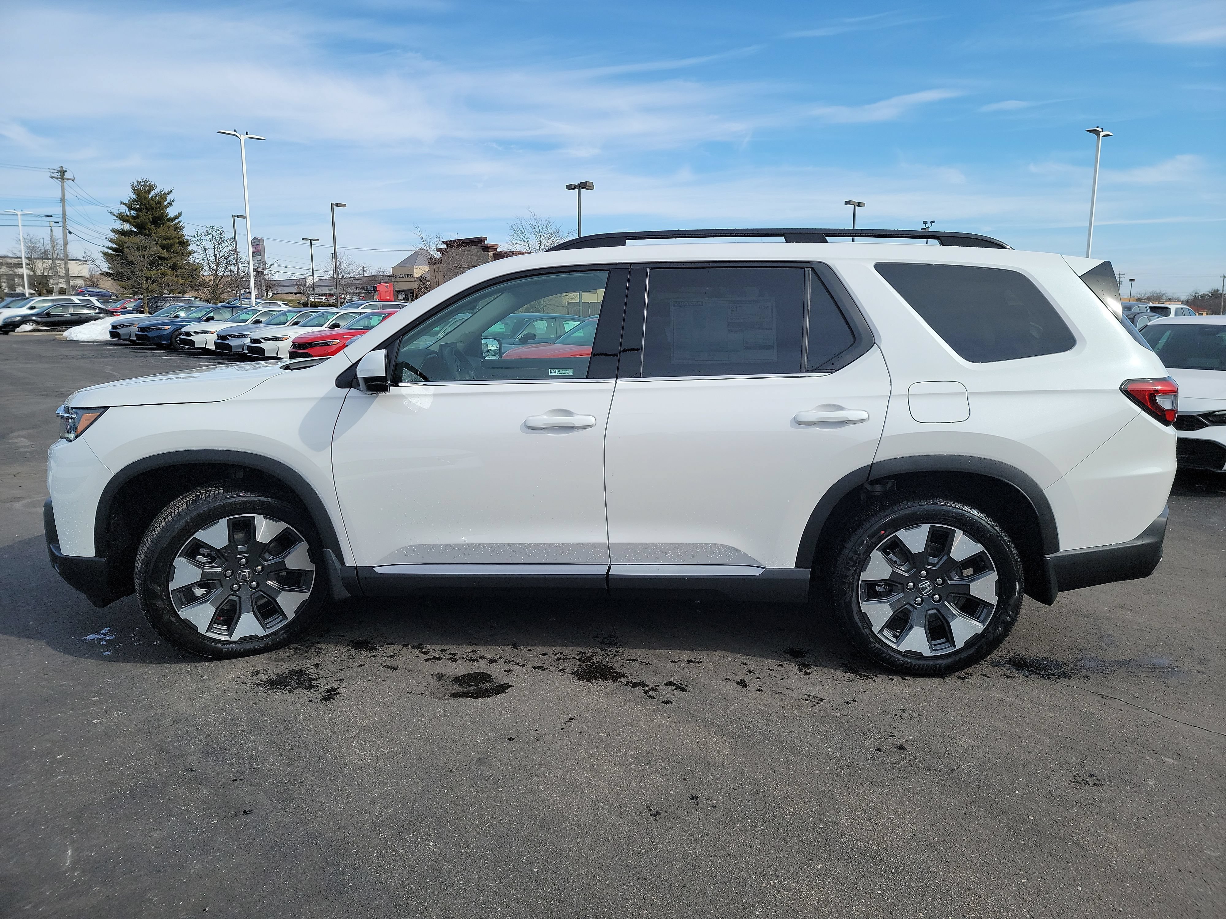 New 2026 Honda Pilot Touring image 16