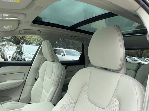 New 2026 Volvo XC60 B5 Ultra w/ Protection Package Premier image 12