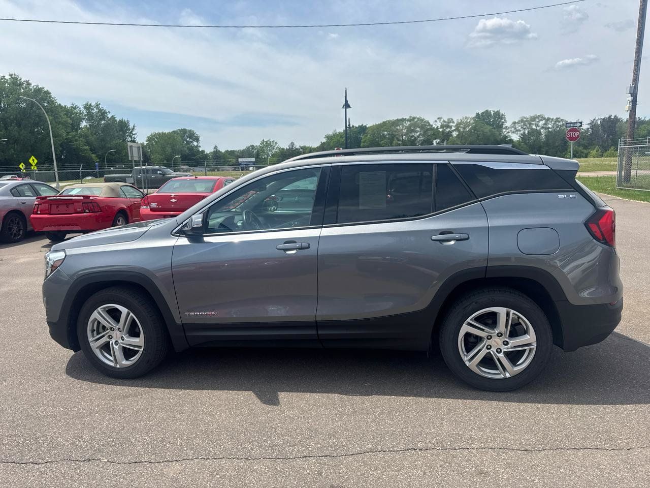 Used 2018 GMC Terrain SLE w/ Driver Convenience Package AWD/4WD image 8