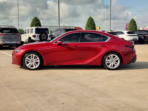 Used 2024 Lexus IS 300 w/ Comfort Package RWD image 4