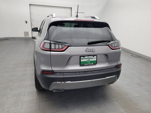 Used 2019 Jeep Cherokee Limited w/ Luxury Group FWD image 6