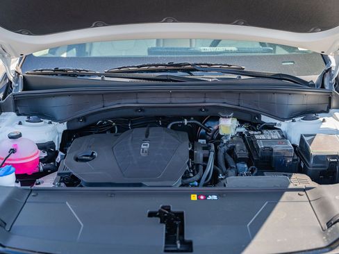 New 2026 Kia Sorento S FWD image 15