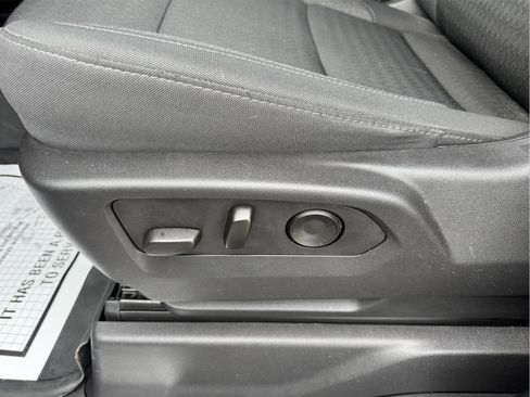 Used 2024 GMC Sierra 2500 SLE w/ SLE Value Package; image 20