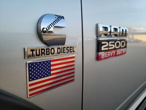 Used 2012 RAM 2500 SLT image 17