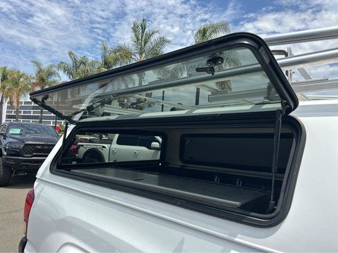 Used 2019 Toyota Tacoma SR RWD image 36