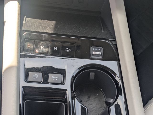 Used 2025 Nissan Murano SL AWD/4WD image 21
