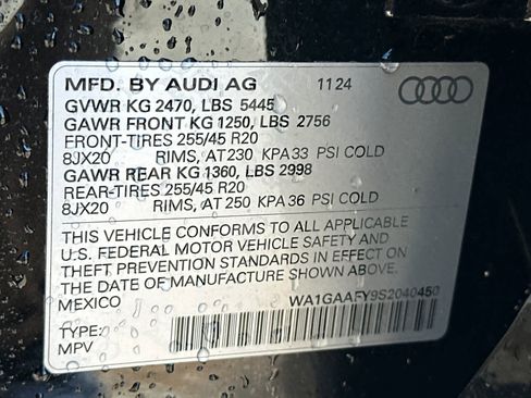 Used 2025 Audi Q5 2.0T Premium image 29