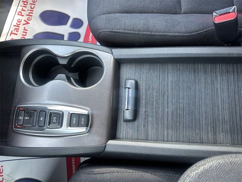 Used 2021 Honda Pilot EX image 11