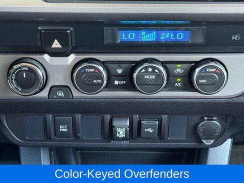 Used 2021 Toyota Tacoma SR5 AWD/4WD image 24
