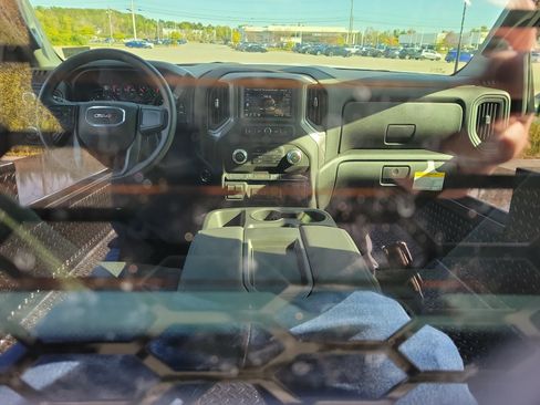 New 2025 GMC Sierra 3500 Pro w/ Convenience Package AWD/4WD image 3
