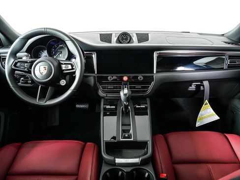 New 2026 Porsche Macan Turbo image 22