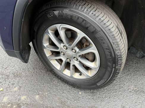 Used 2015 Jeep Grand Cherokee Limited image 49