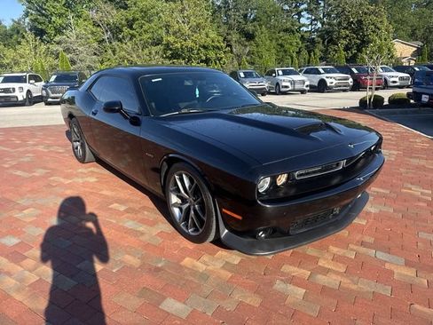 Used 2019 Dodge Challenger R/T w/ Plus Package RWD image 19