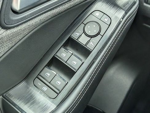 Used 2023 Nissan Rogue SV image 21