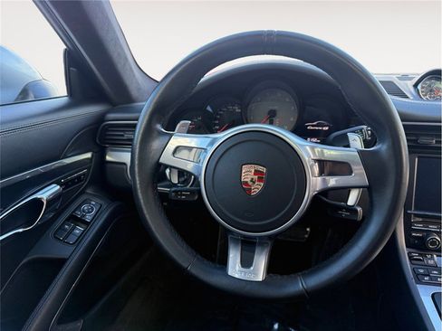 Used 2014 Porsche 911 Carrera 4S image 12