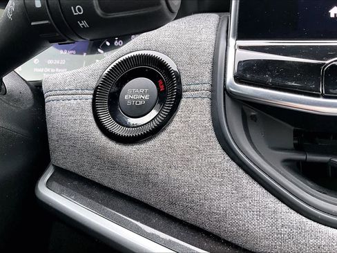 Used 2022 Jeep Compass Latitude image 33