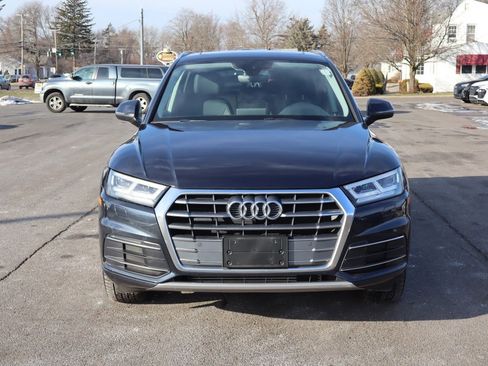 Used 2019 Audi Q5 2.0T Premium Plus w/ Premium Plus Package image 2