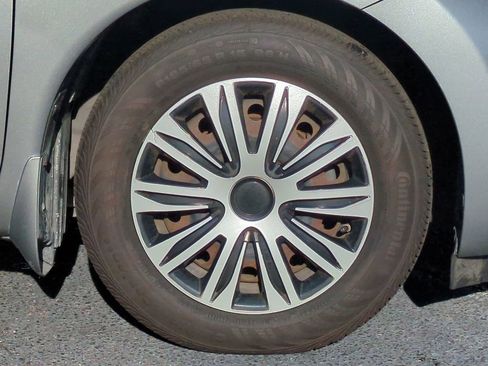 Used 2014 Nissan Versa Note S Plus image 11