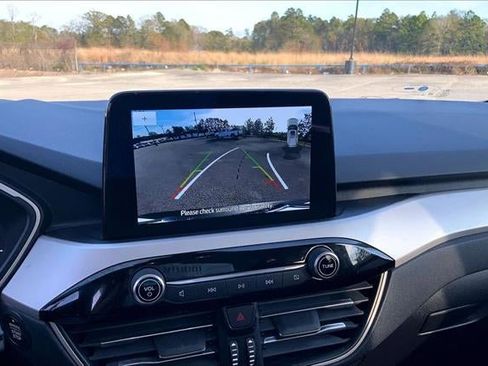 Used 2022 Ford Escape SEL image 20