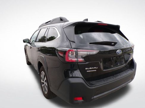 Used 2025 Subaru Outback Premium w/ Popular Package #1A AWD/4WD image 3