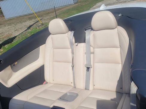 Used 2013 Volvo C70 T5 image 38