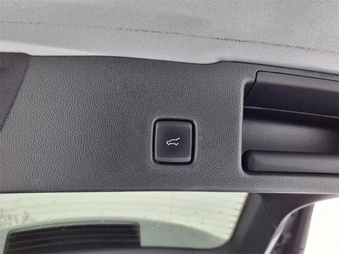 Used 2022 Ford Escape SEL image 21