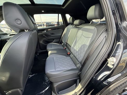 New 2026 Volkswagen Tiguan SEL R-Line image 24