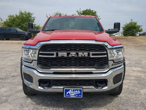 Used 2022 RAM 5500 Tradesman w/ Chrome Appearance Group RWD image 7