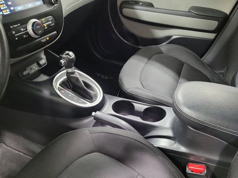 Used 2019 Kia Soul + FWD image 26