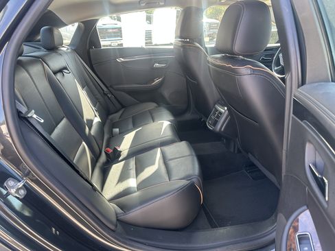 Used 2015 Chevrolet Impala LTZ image 9