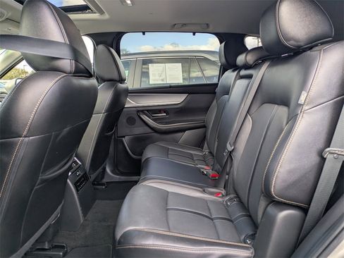 Used 2024 MAZDA CX-90 3.3 Turbo w/ Preferred Plus image 13