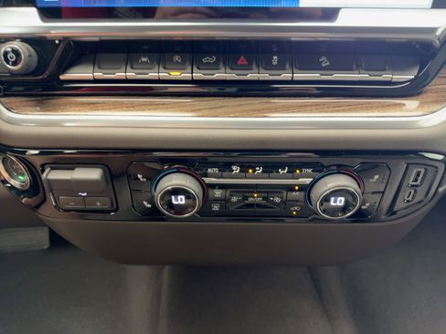 New 2026 Chevrolet Silverado 1500 LT image 17