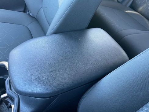 Used 2024 Toyota RAV4 XLE image 45