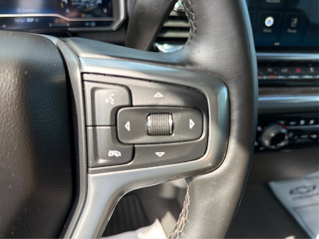 Used 2023 Chevrolet Silverado 1500 LT AWD/4WD image 30
