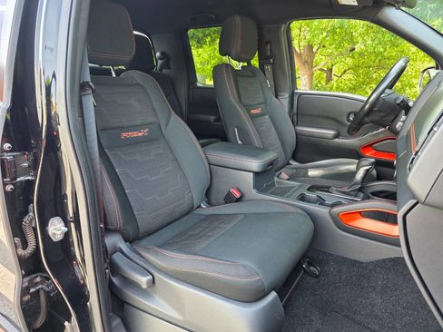 Used 2022 Nissan Frontier Pro-X image 38