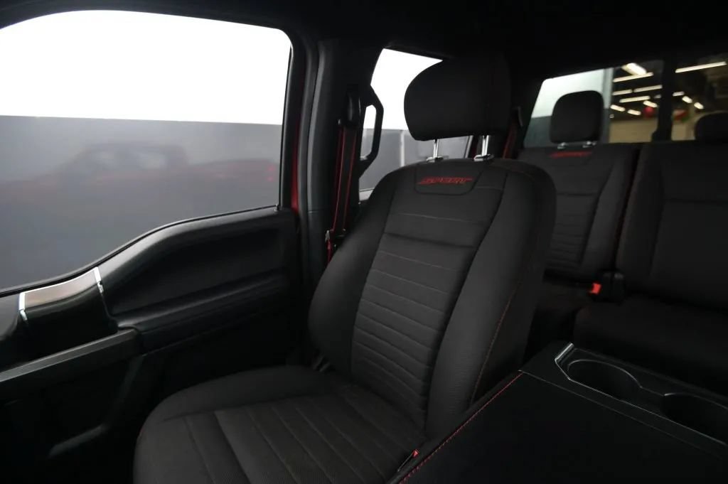 Used 2020 Ford F150 XLT w/ Equipment Group 302A Luxury AWD/4WD image 32