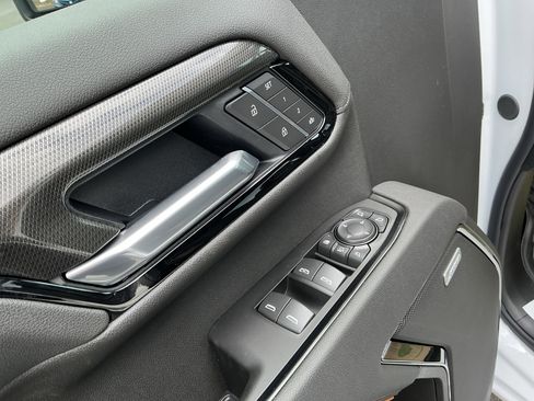New 2026 GMC Sierra 2500 AT4 w/ AT4 Premium Plus Package AWD/4WD image 14