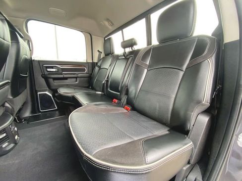 Used 2024 RAM 2500 Laramie AWD/4WD image 25