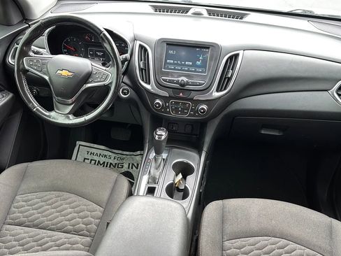 Used 2018 Chevrolet Equinox LT FWD image 17